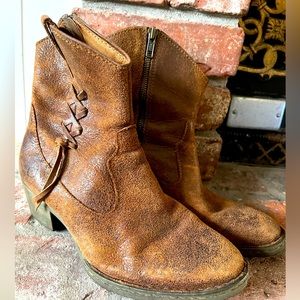 Born Karin Western inspired bootie. Worn only a handful of times.
